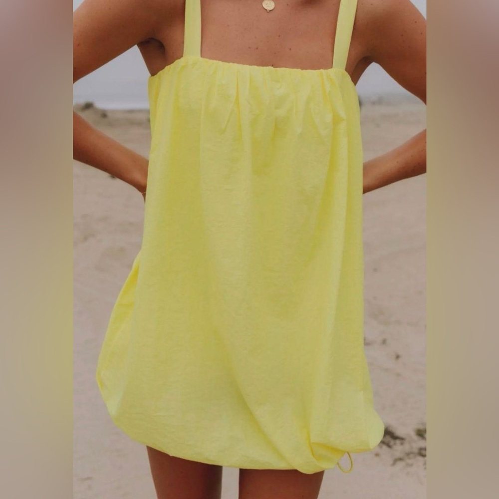 DAILY DRILLS Yellow Bubble Dress!
